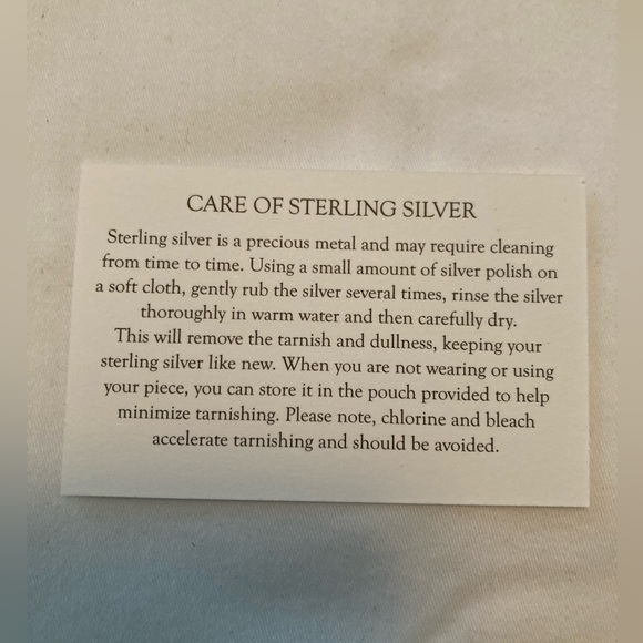 Tiffany and Co.’s Infinity Endless Necklace - Picture 8 of 11